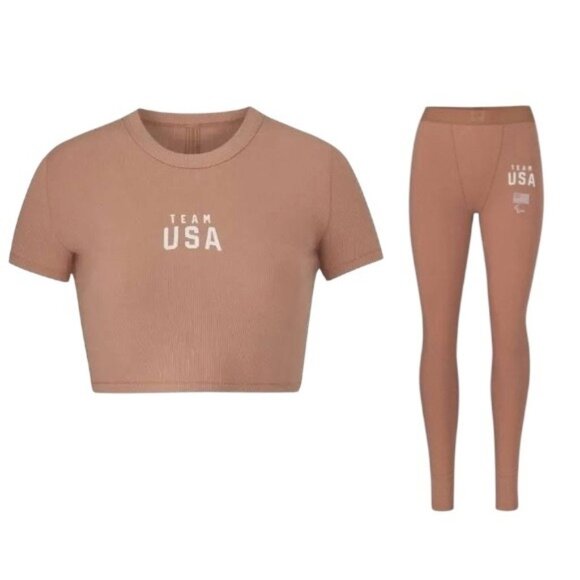 SKIMS Soft Lounge Rib Cropped T-Shirt + Leggings Set Team USA Sienna M/L - Picture 2 of 15